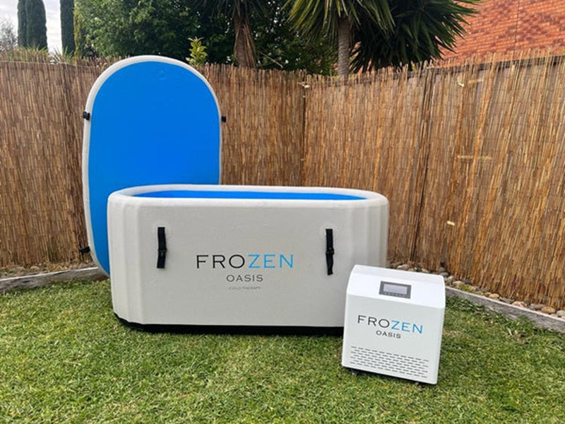 frozen oasis large inflatable ice bath in white with chiller and lid